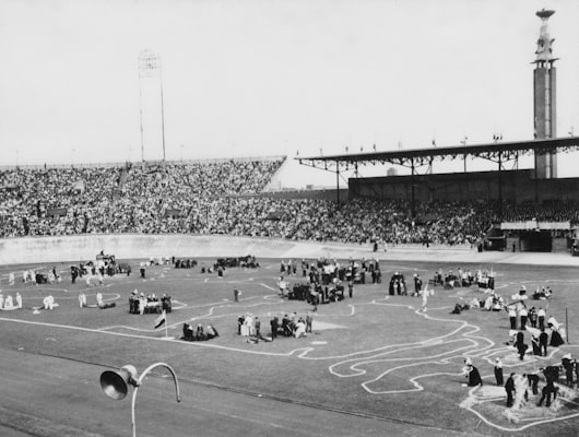 Photo by Tomas Martinez on Unsplash — representative image for Lansing Lugnuts at Dayton Dragons