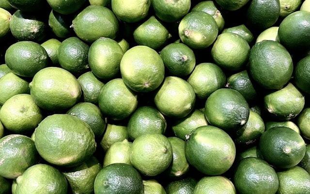 Photo by Liam Nguyen on Unsplash β representative image for Samir's Gift & Grocery