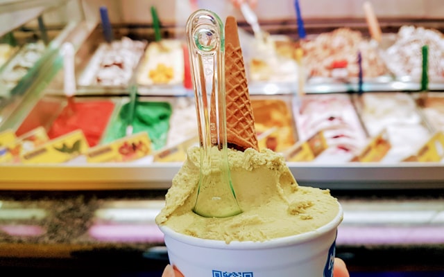 Photo by Michel Stockman on Unsplash — representative image for Handel's Messiah Parts II & III From Passion to Resurrection