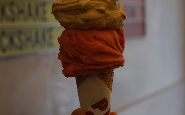 Photo by You Le on Unsplash — representative image for Braums Ice Cream & Dairy Strs