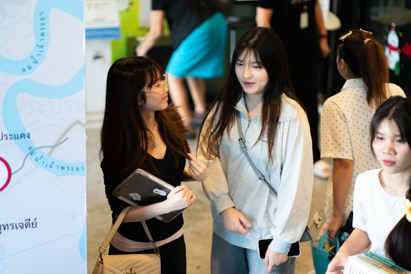 Photo by AMONWAT DUMKRUT on Unsplash — representative image for ESOL Level 1 AM (M/W 11:30-12:30)