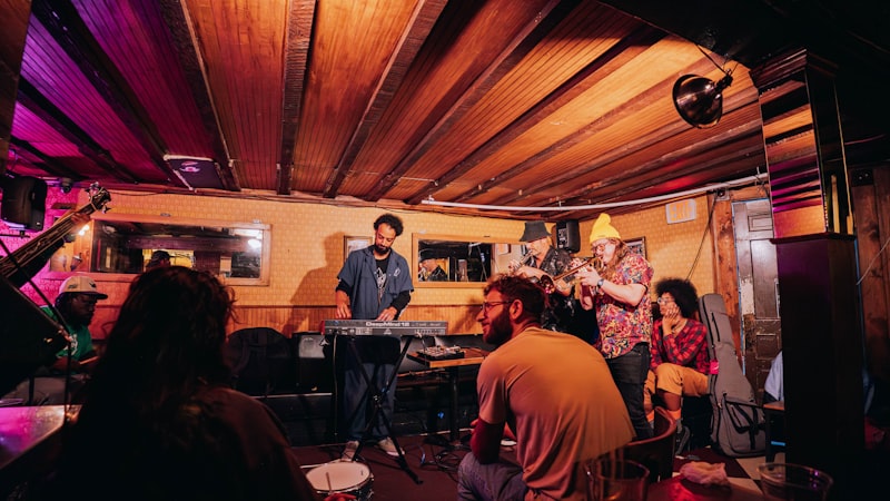 Photo by Juan Ordonez on Unsplash — representative image for Ringo Starr & His All Starr Band