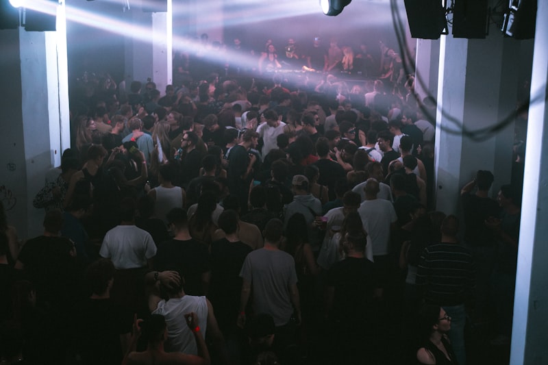 Photo by Laszlo Barta on Unsplash — representative image for Q Nightclub