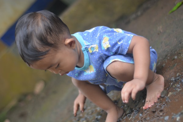 Photo by Ayudia Fatma on Unsplash — representative image for Play & Learn With Help Me Grow