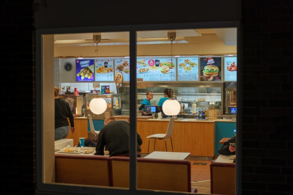 Photo by Edwin Petrus on Unsplash — representative image for Traitors Drag Brunch w/ Candiace Dillard — StandUpLive Phoenix