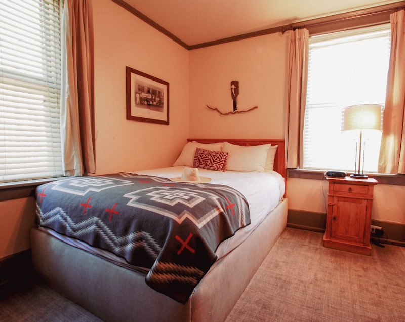 Photo by Scott Elkins on Unsplash β representative image for Healing Hands Massage